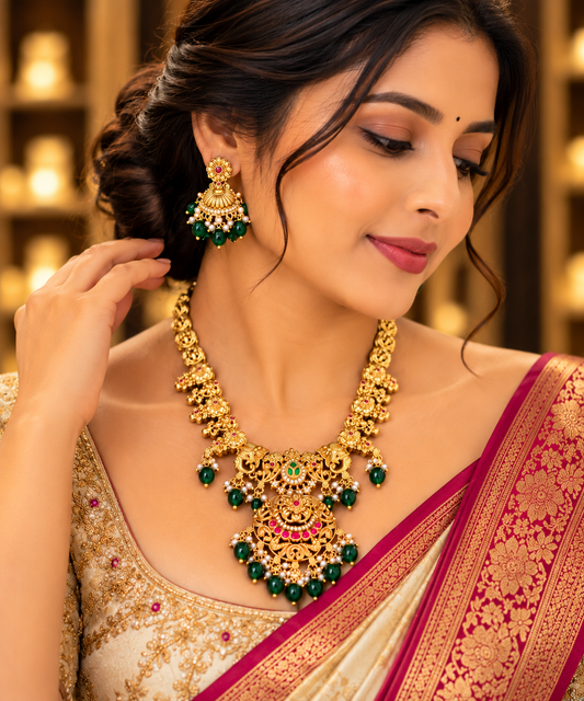 Antique Neckset