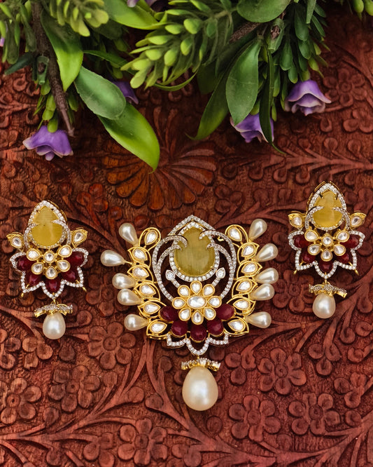 Gold Cat's Eye Pearl Pendant Set