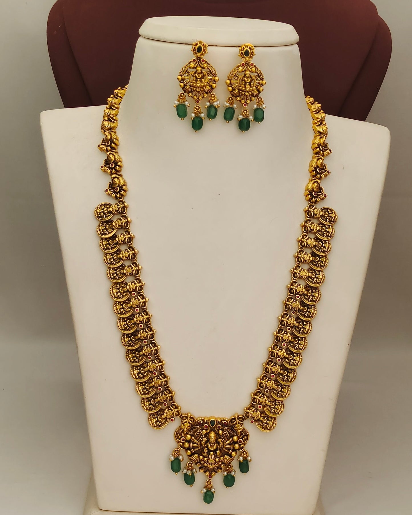 Antique Finish Long Haram