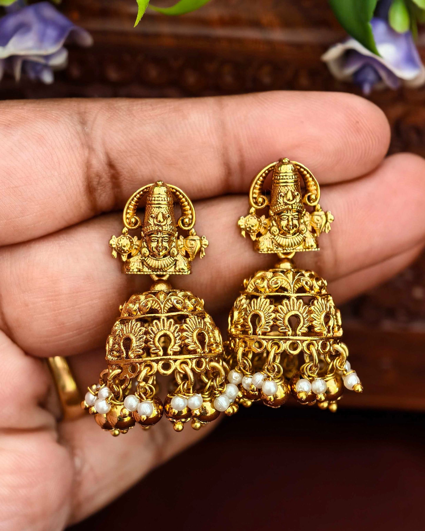 Matte Finish Jhumkas