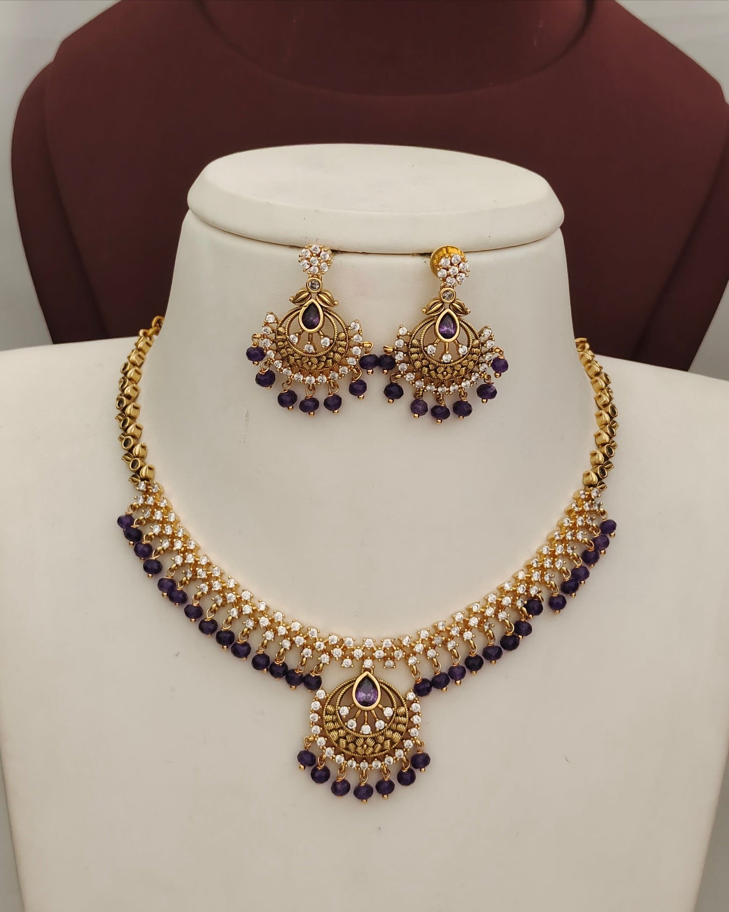 Antique Finish Neckset