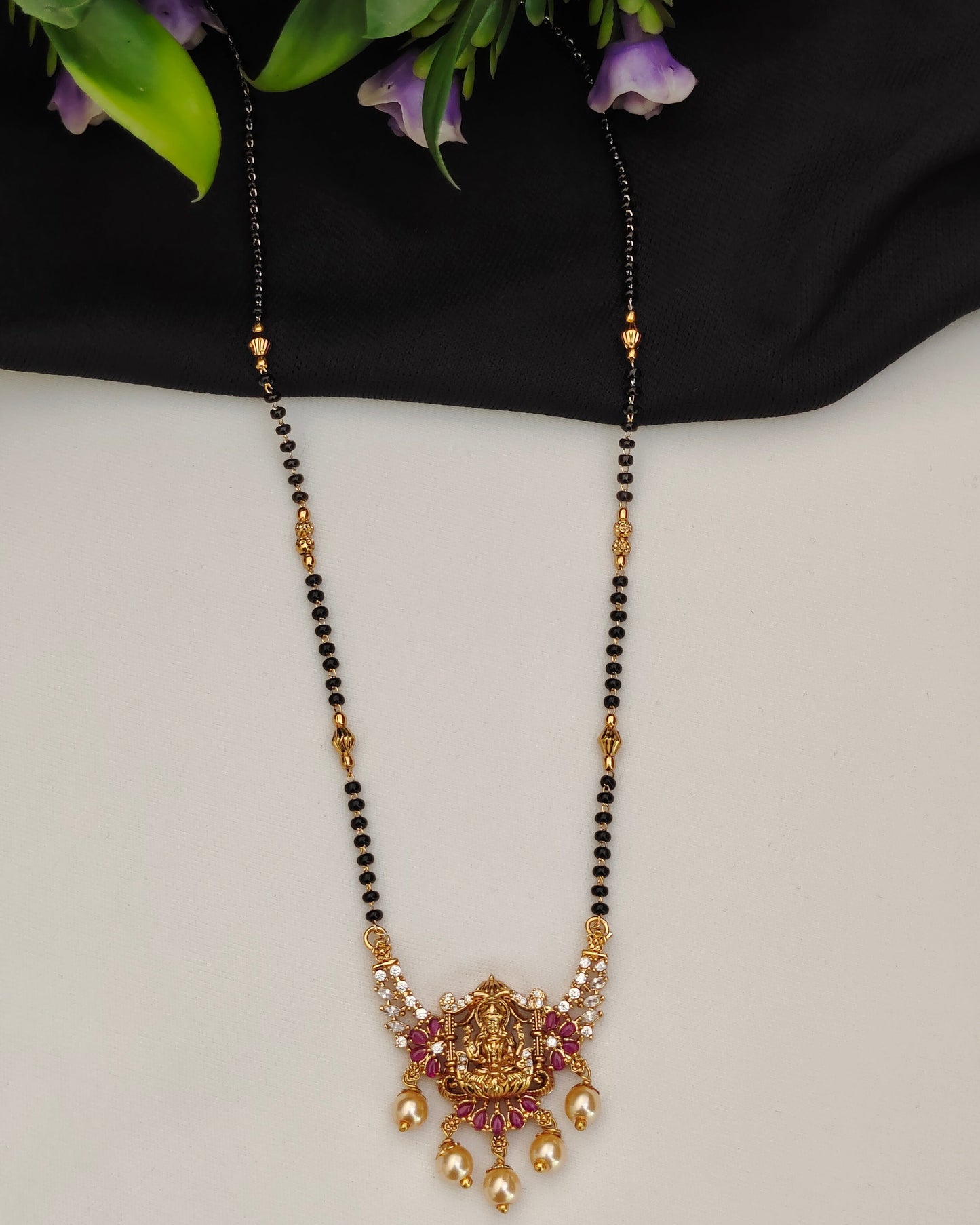 Black Bead