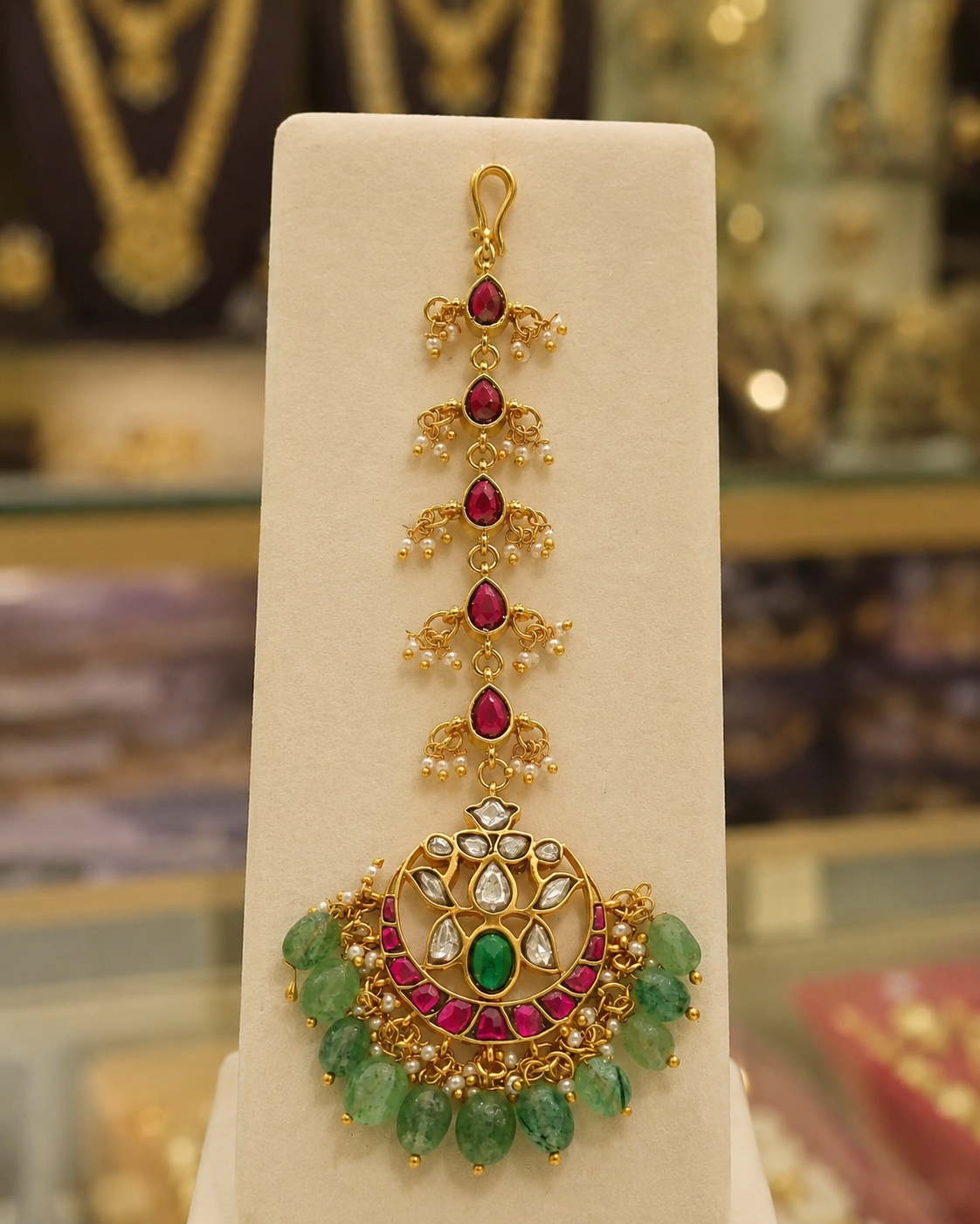Jadau Kundan Tikka