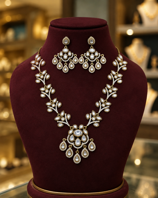 Victorian Neckset