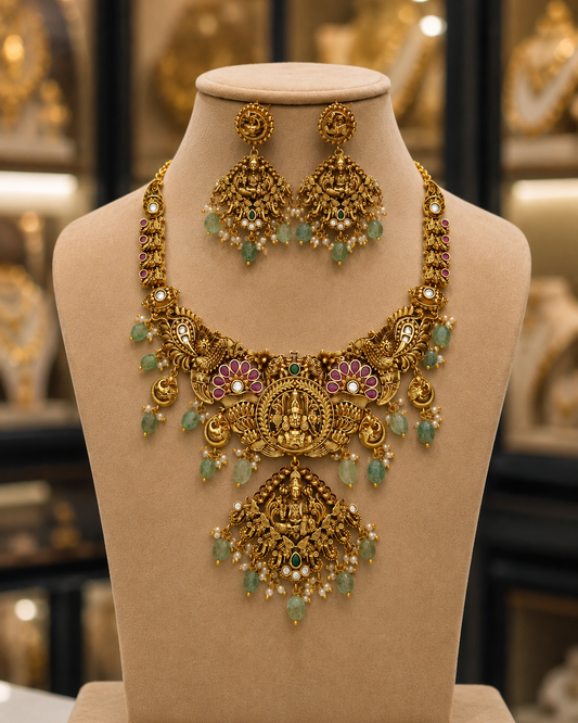 Antique Gold Finish Neckset