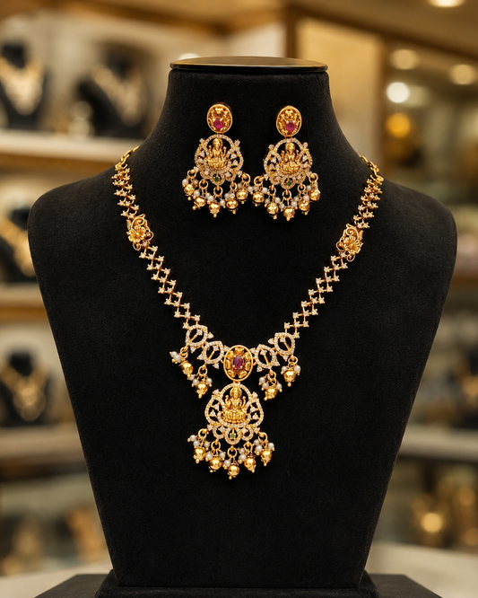 Gold Finish Neckset