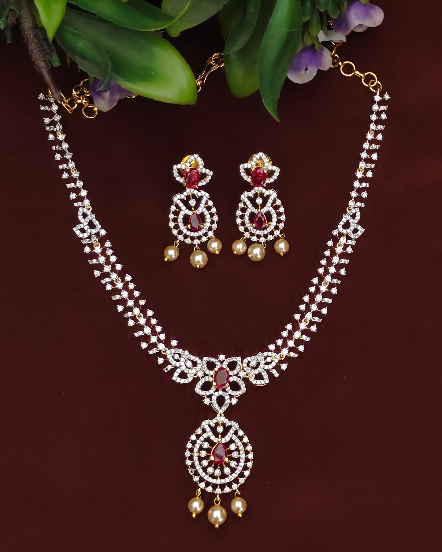Diamond Finish Neckset