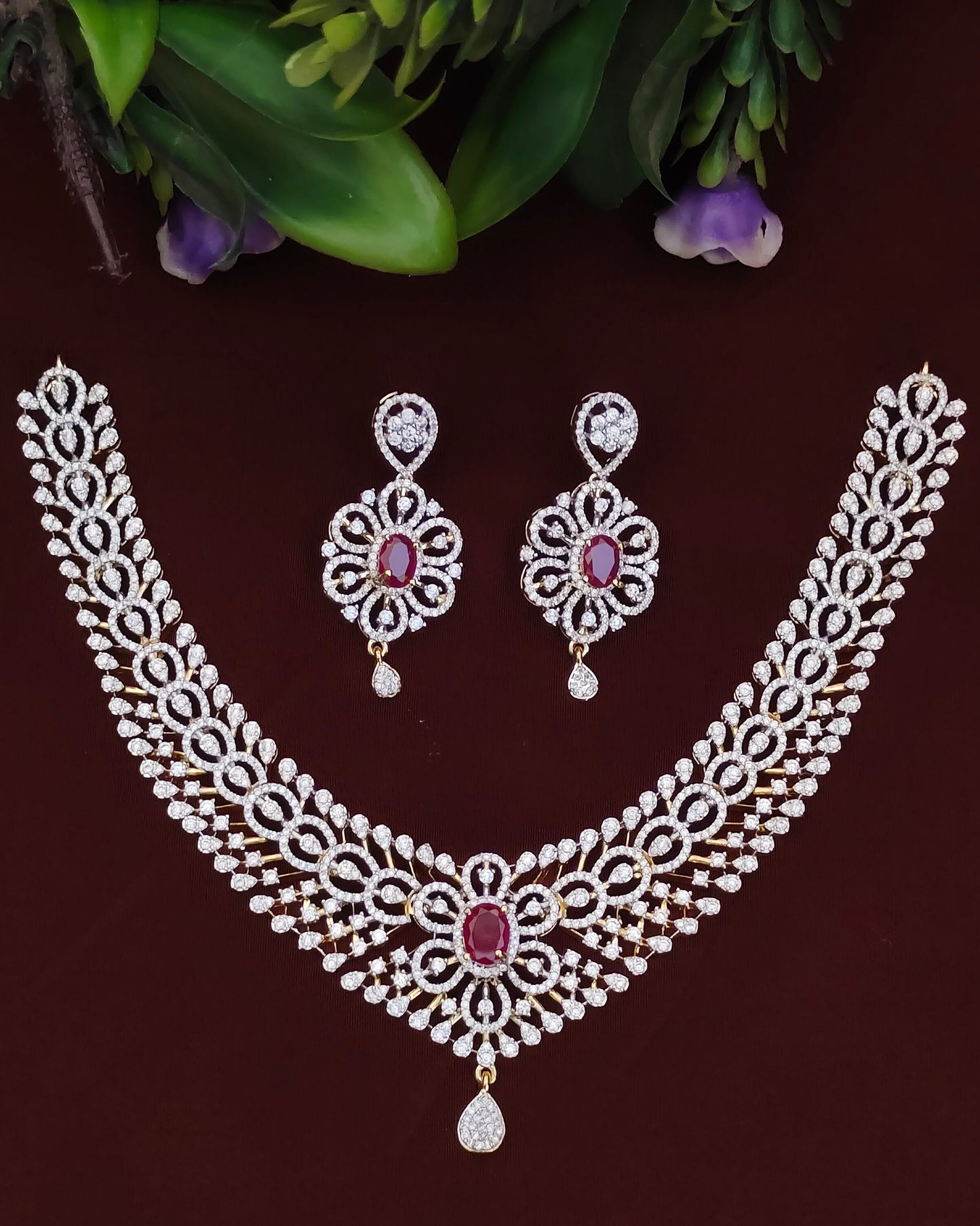 Diamond Finish Neckset
