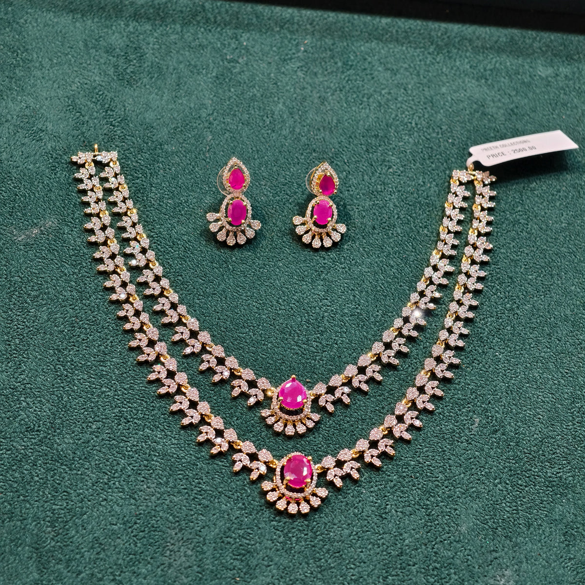 Daimondpolish Neckset