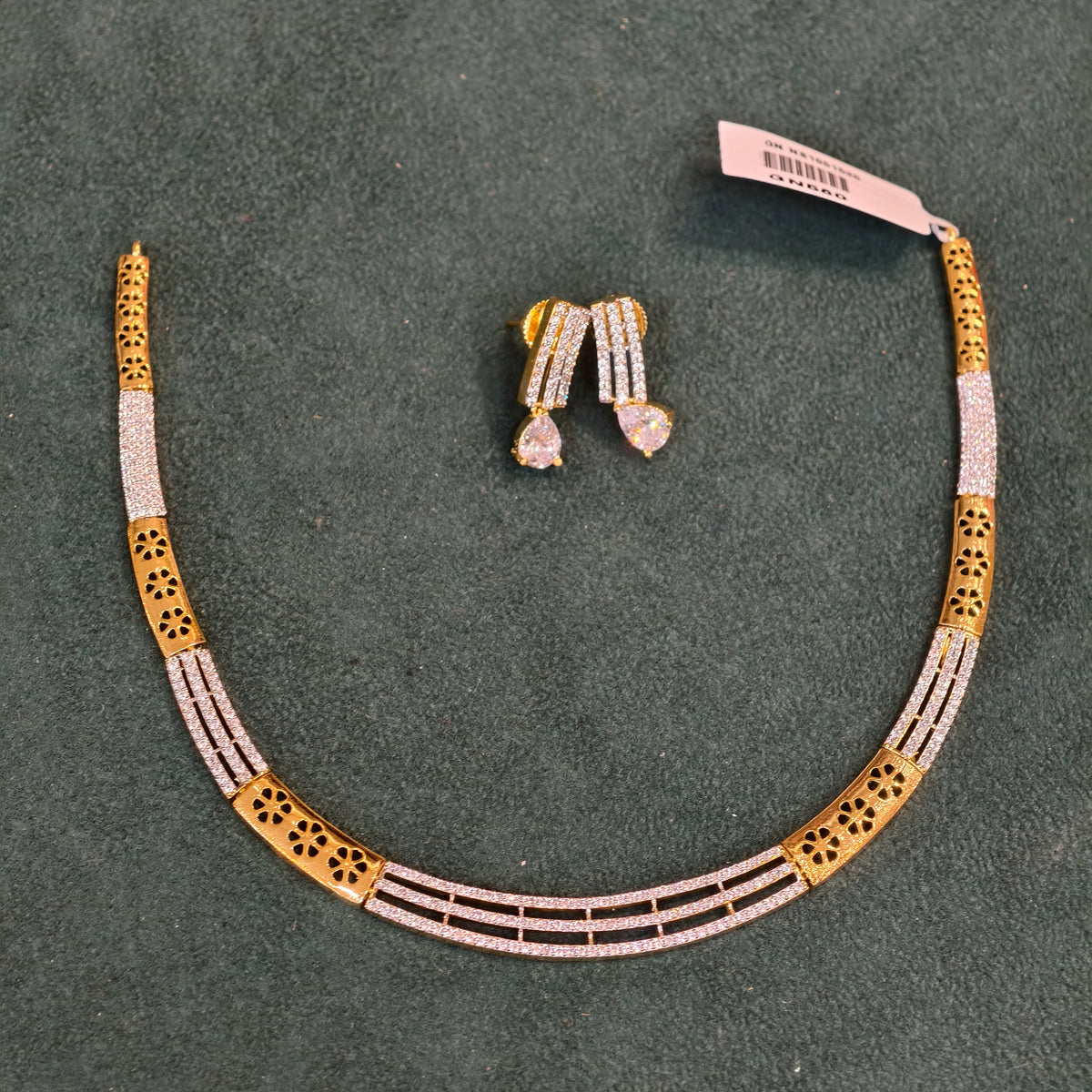 Gold  Pollish Neckset