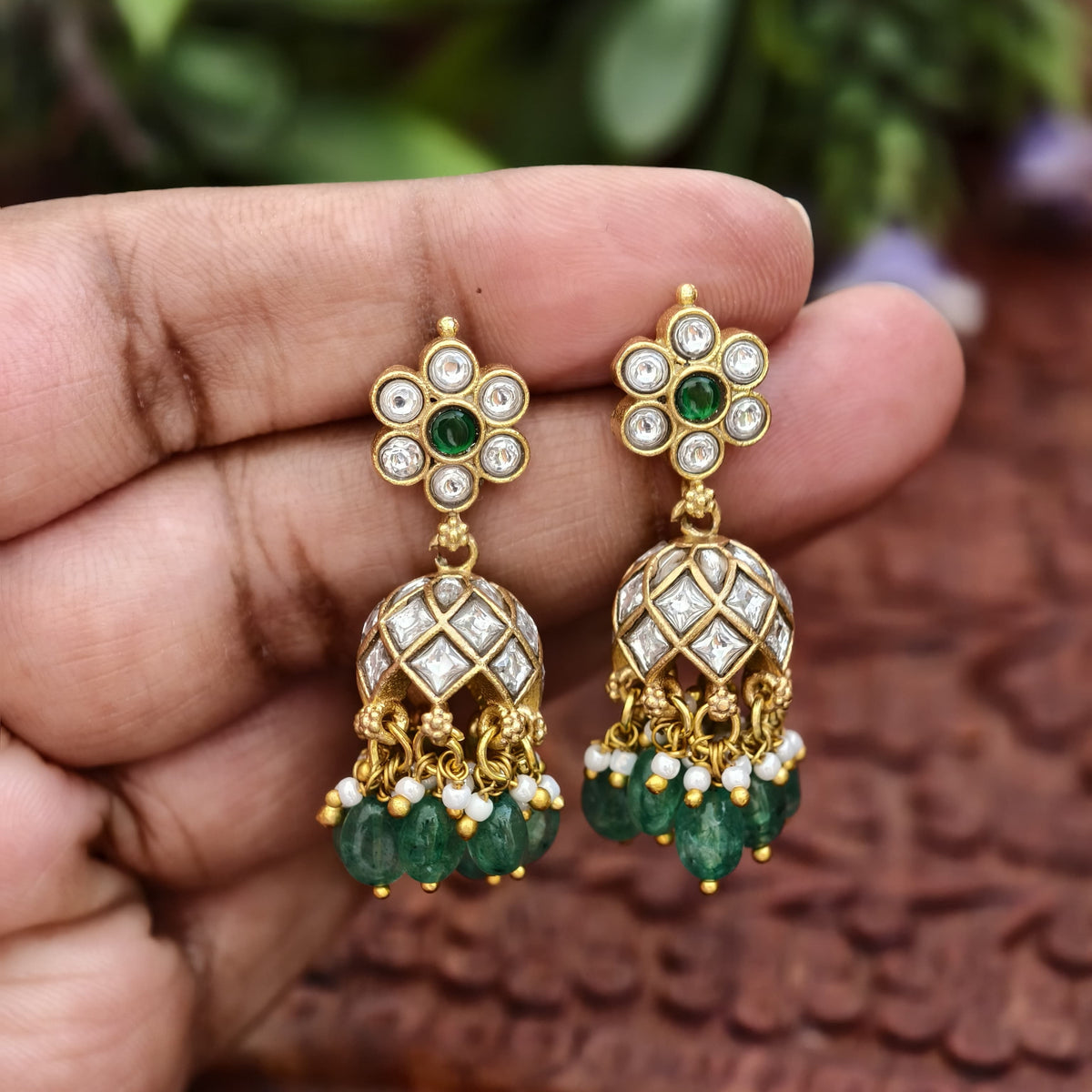 JADAUKUNDAN JHUMKAS