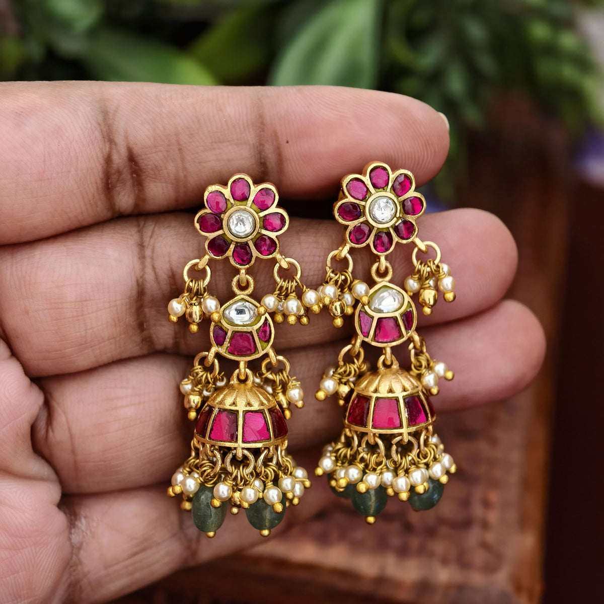 JADAUKUNDAN JHUMKAS