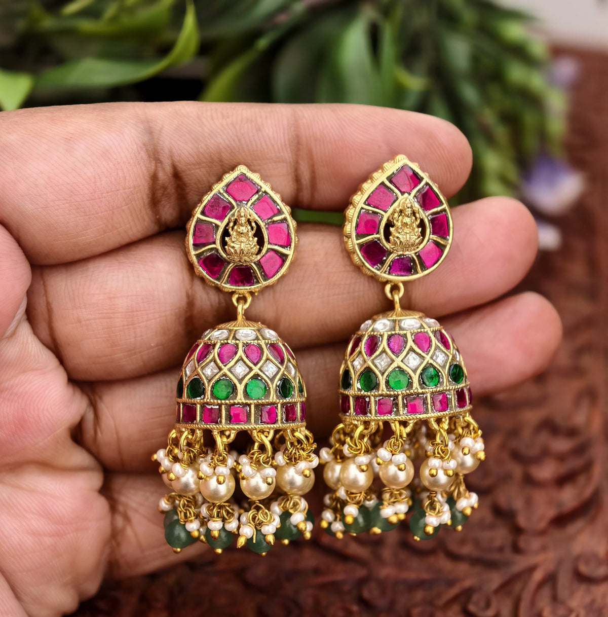 JADAUKUNDAN JHUMKAS