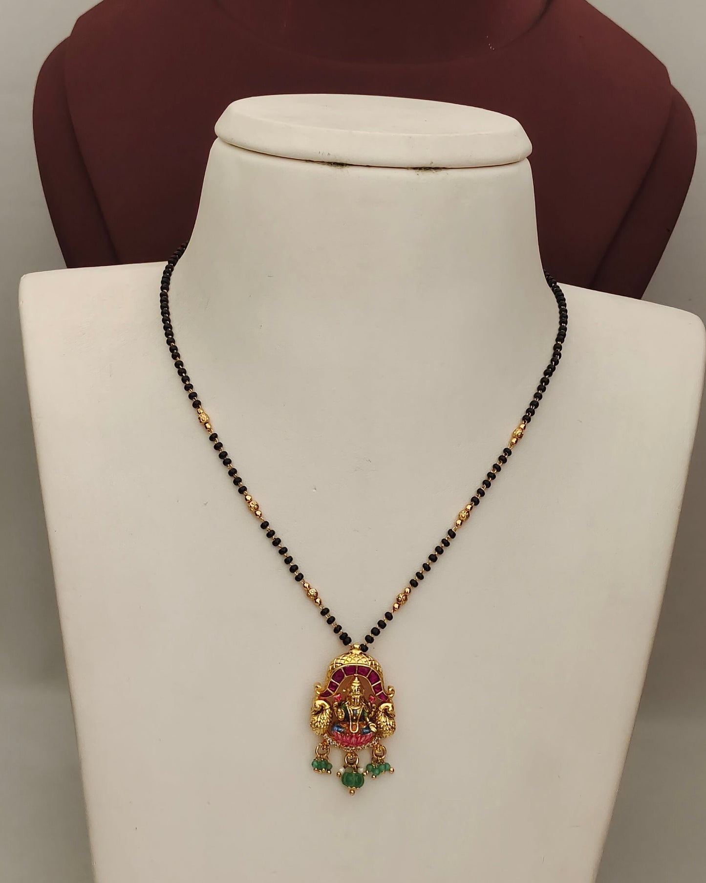 Kundan Black Bead