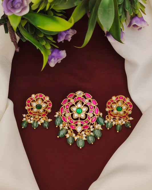 Kundan Pendant Set