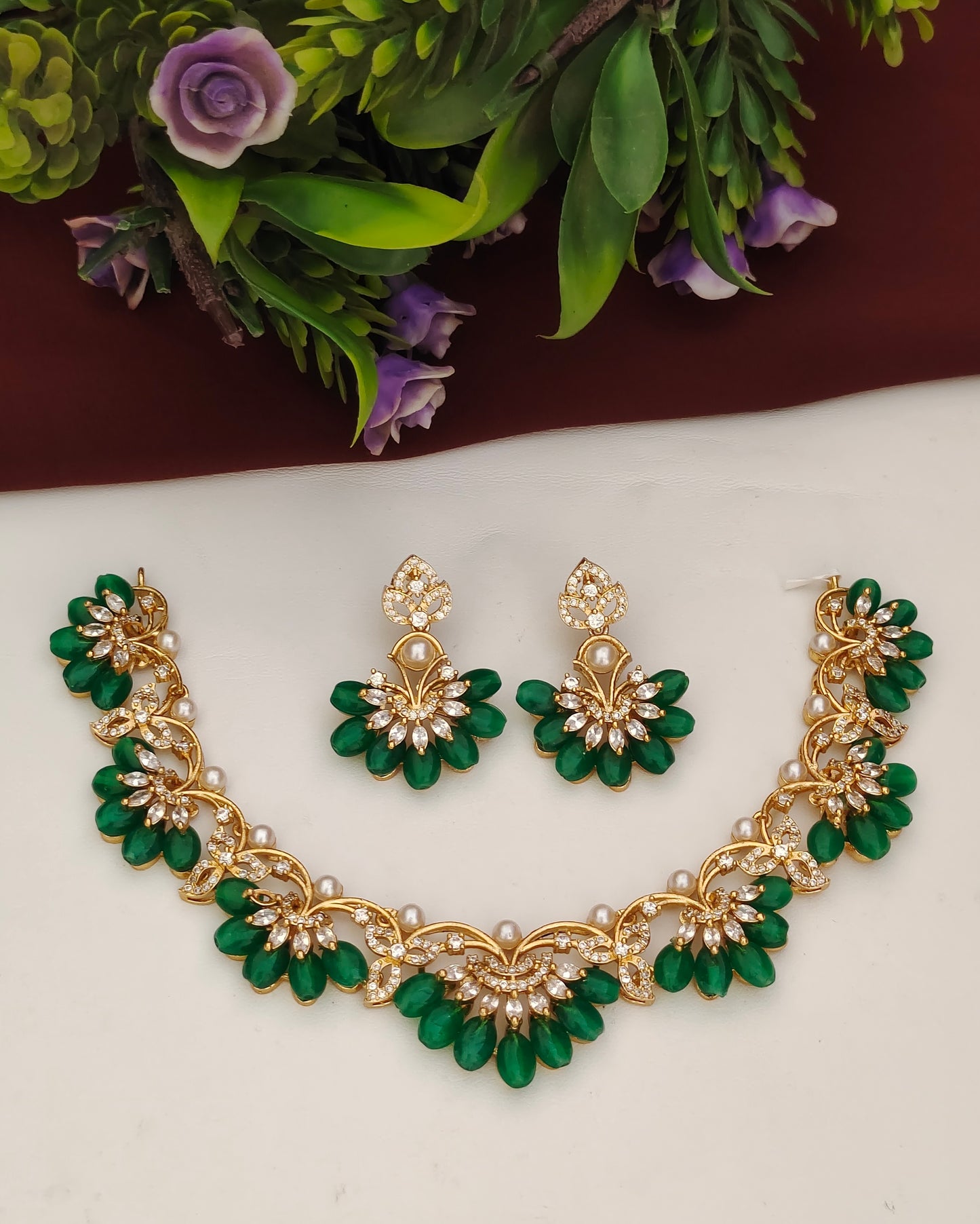 Matte Finish Neckset