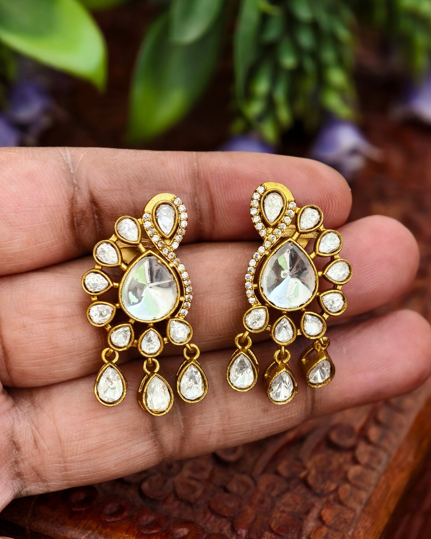 Kundan Studs