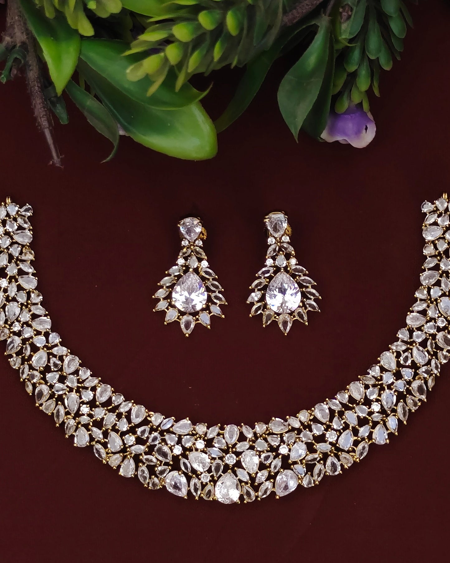 Victorian Neckset