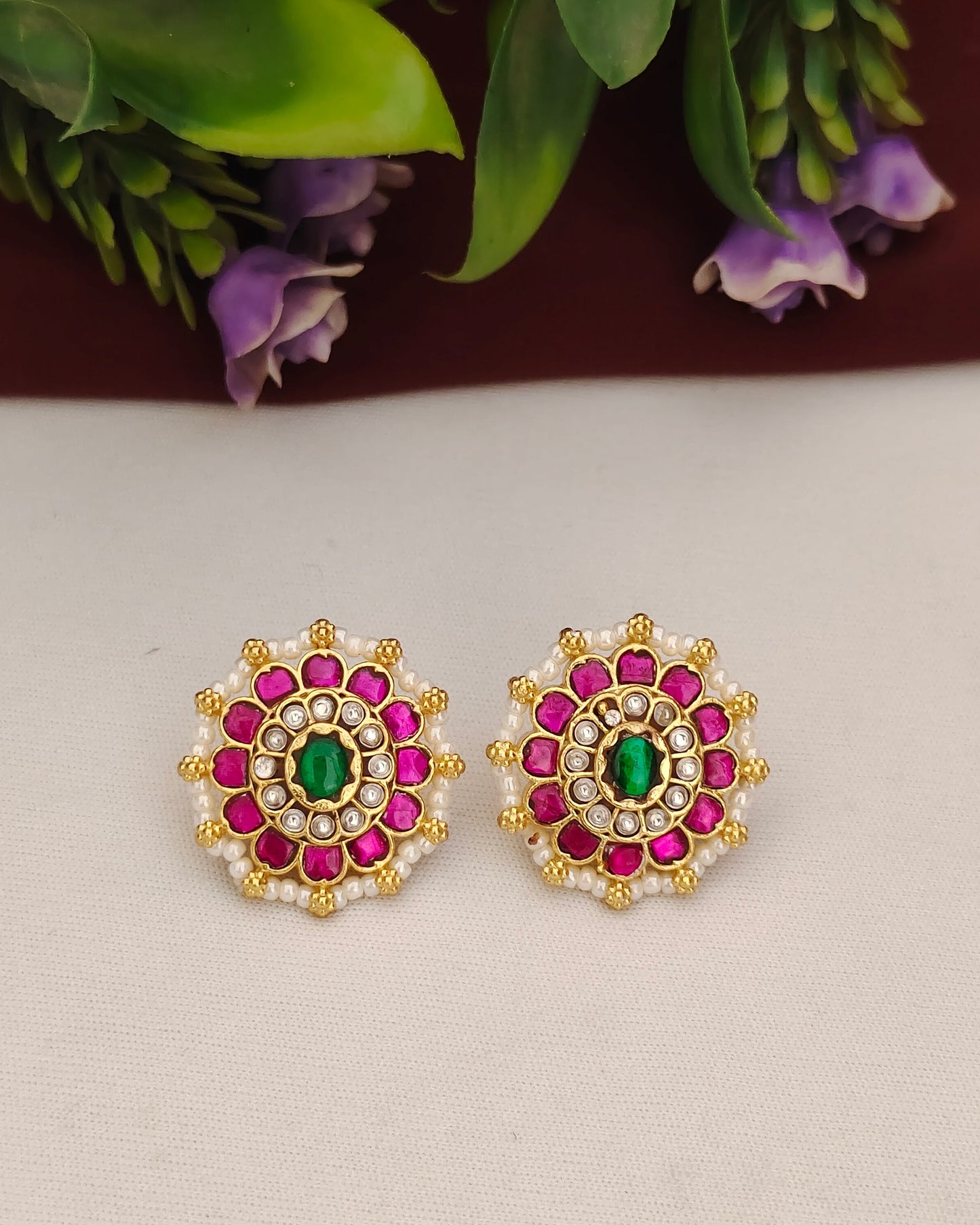Kundan Studs