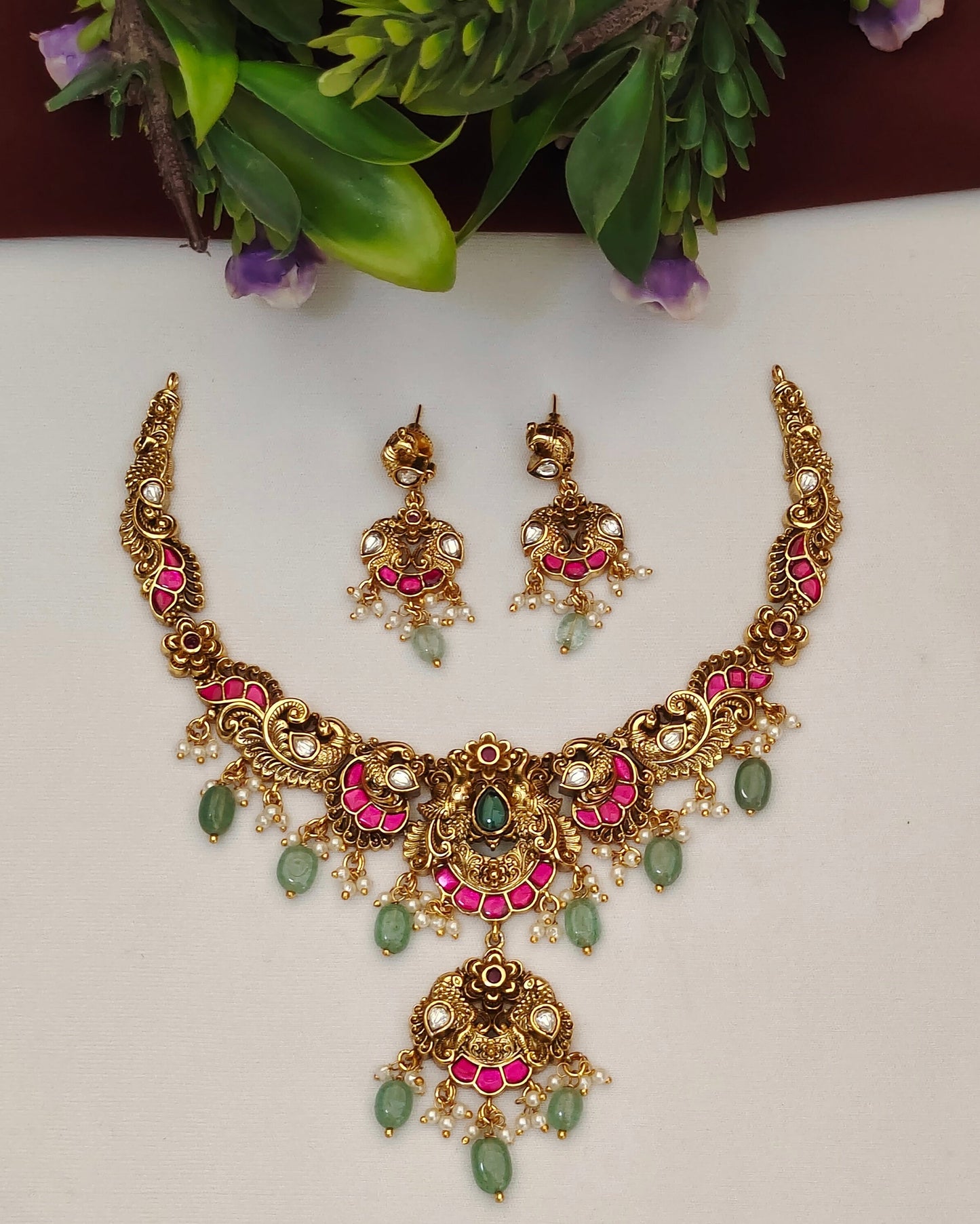 Kundan Neckset